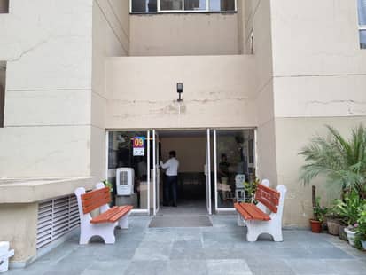 Lotus Boulevard, Sector 100 Noida