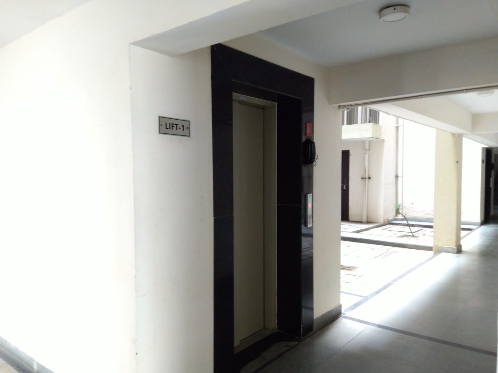Wave Executive Floors, Wave City Ghaziabad