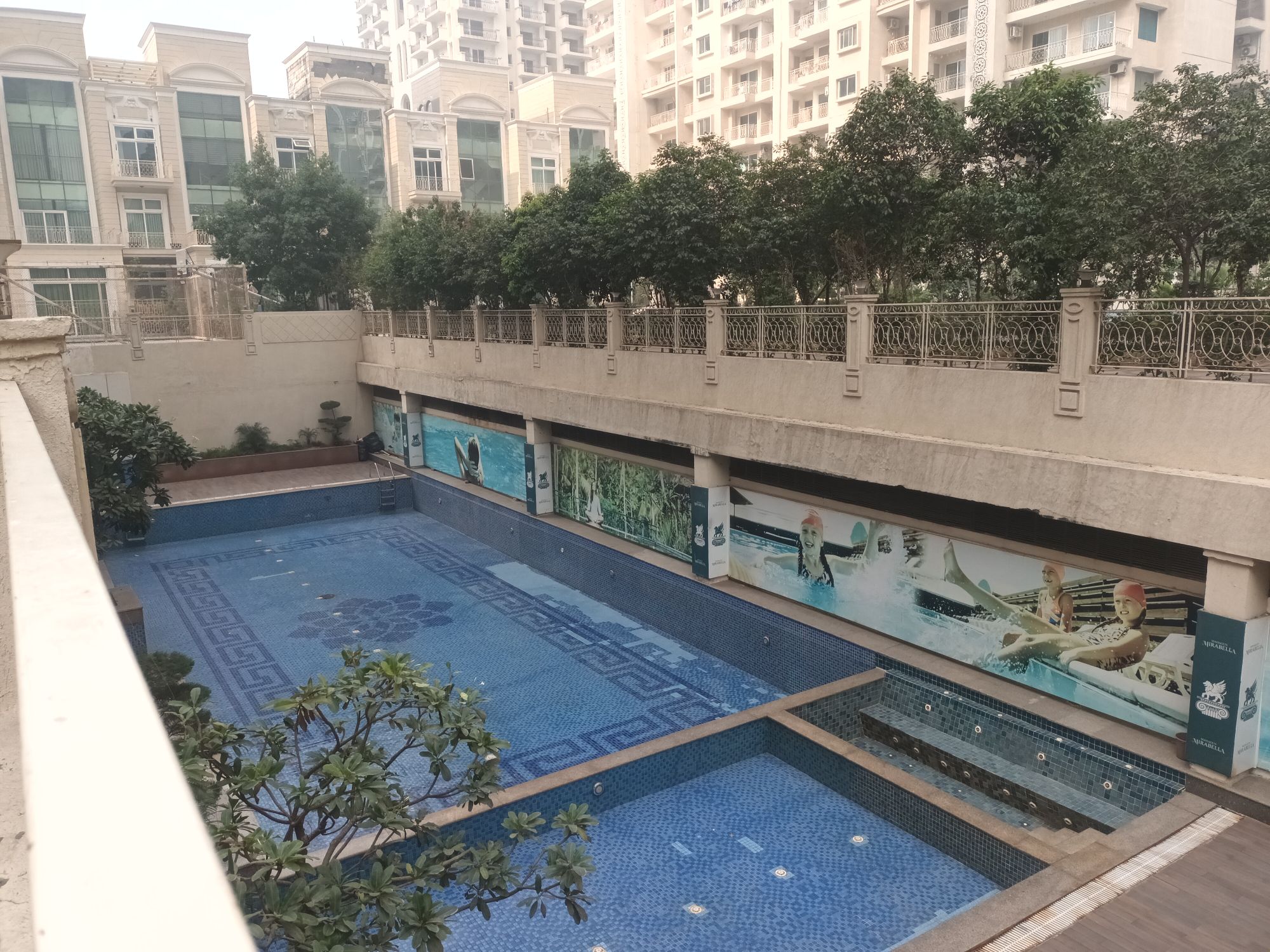 Mahagun Marvella, Sector 78 Noida