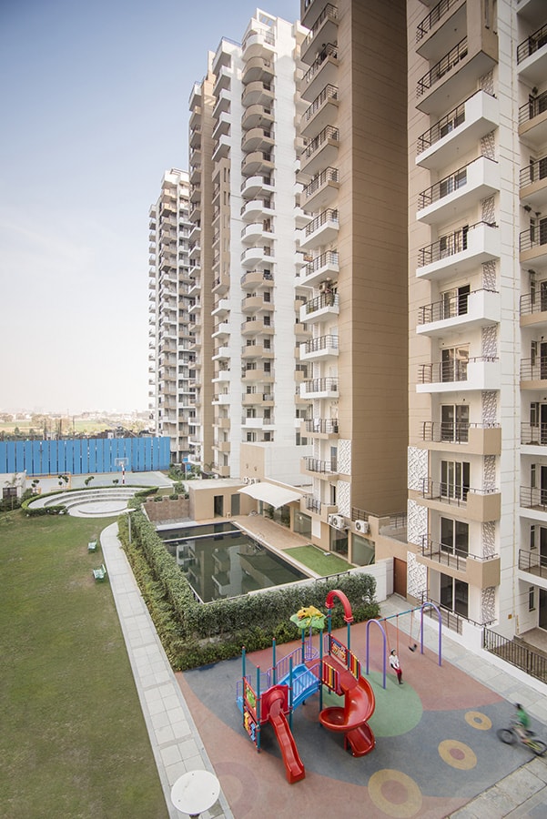 Express Zenith, Sector 77 Noida