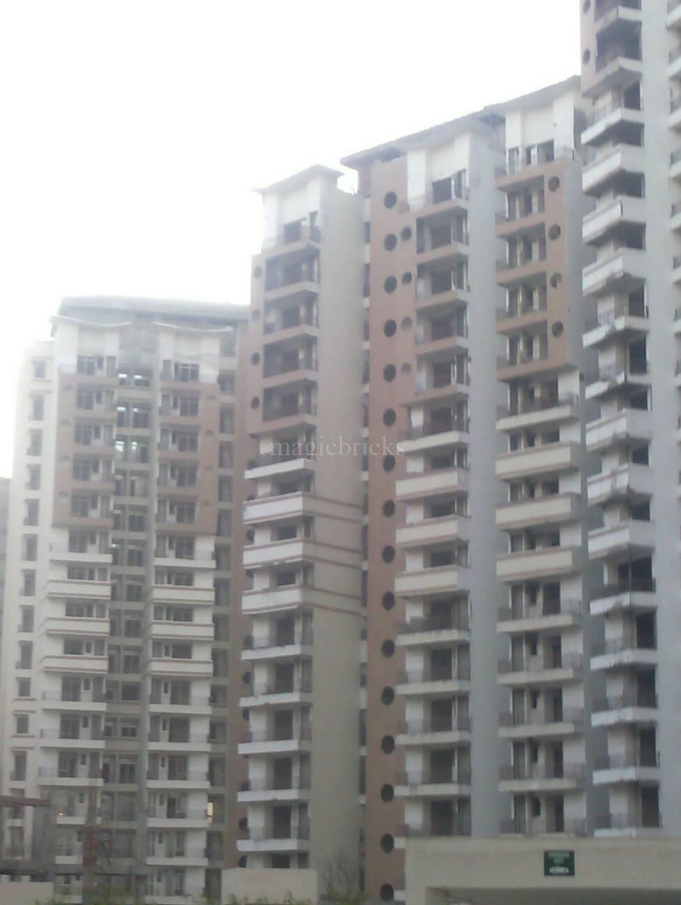 Supertech Ecociti, Sector 137 Noida