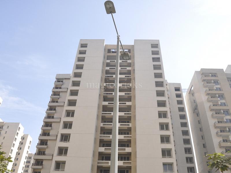 Jaypee Greens Kosmos, Sector 134 Noida