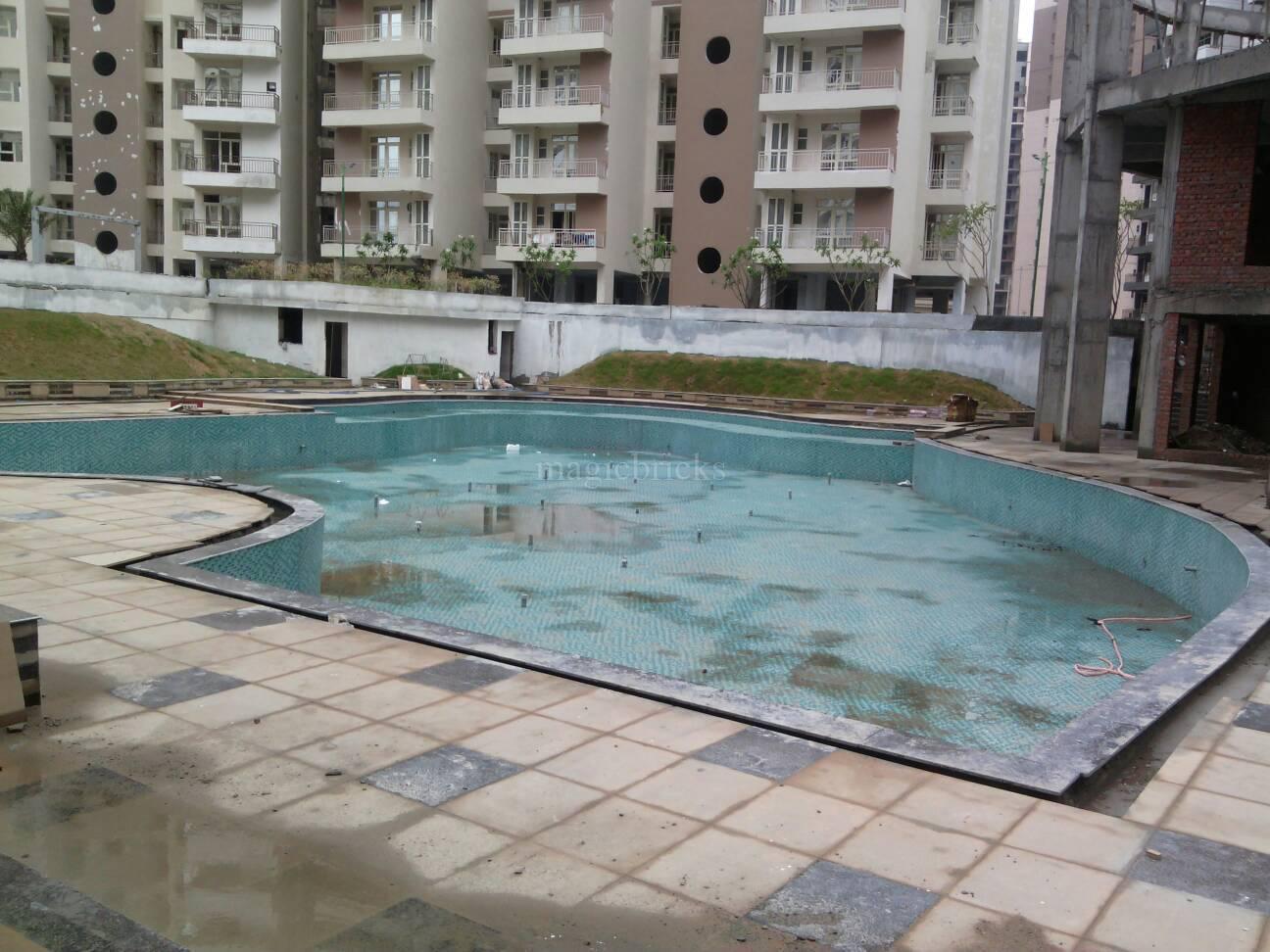 Supertech Ecociti, Sector 137 Noida