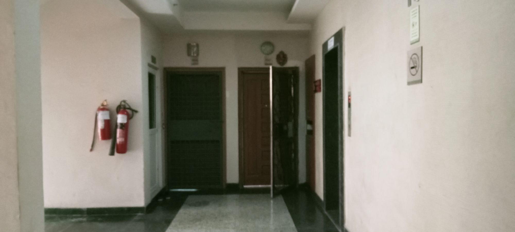 Mahagun Moderne, Sector 78 Noida